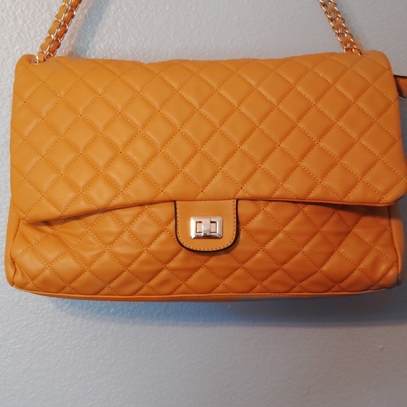 Purse mustard Yellow Quilted Style - Picture 2 of 16